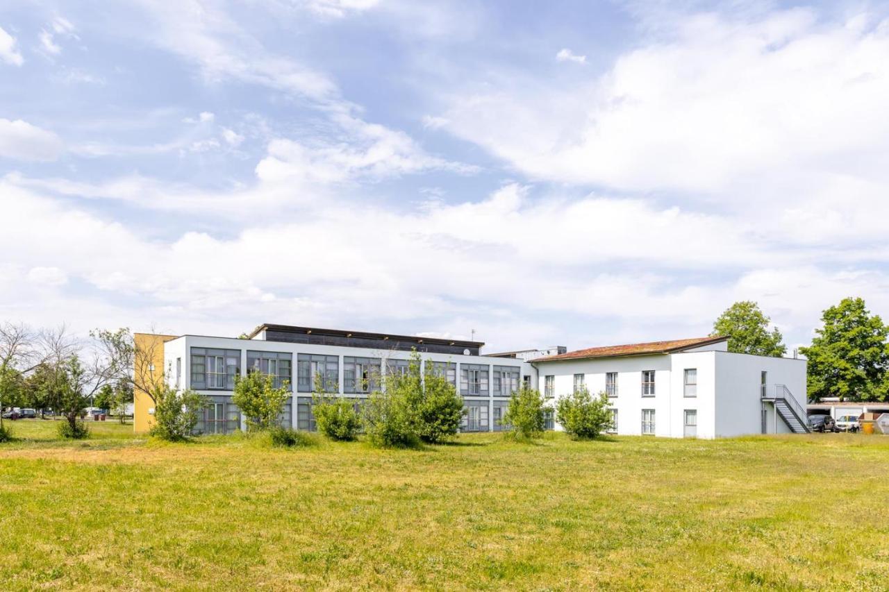 Dresdner Tor Sued Motel Wilsdruff Exterior photo